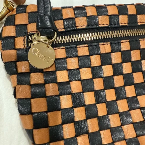 Clare V Grande Fanny - Picture 2 of 9